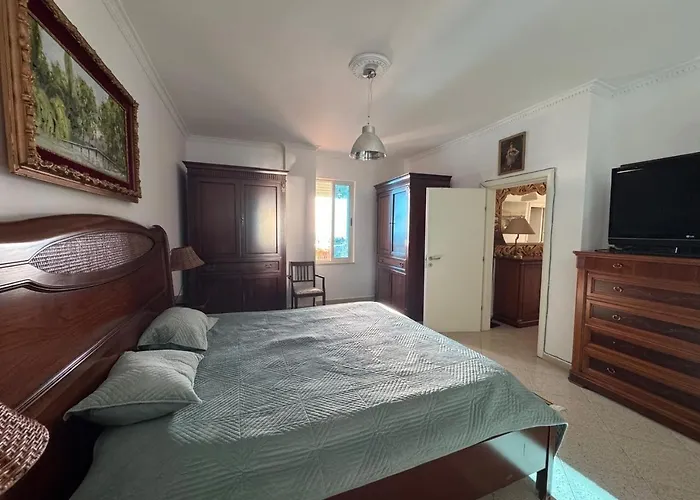 Seaview Penthouse * Дуррес